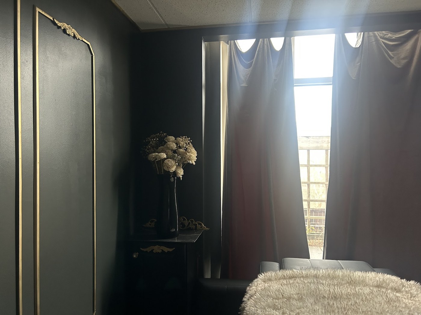 The treatment room at Afi Aesthetics